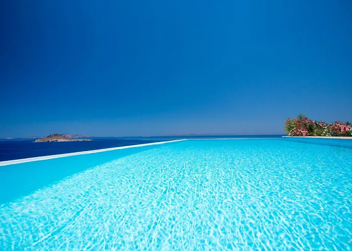 Slow Luxury Hideaway Sophia, Tatyana And Leda With Panorama And Pool