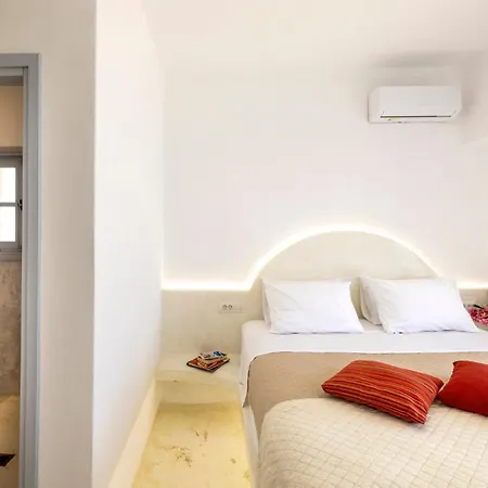 Slow Luxury Hideaway Sophia, Tatyana And Leda With Panorama And Pool Villa