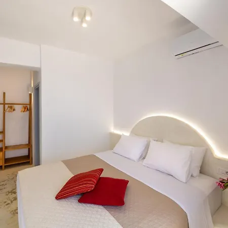 Villa Slow Luxury Hideaway Sophia, Tatyana And Leda With Panorama And Pool Pátmos