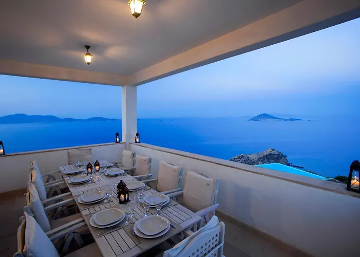 فيلة Slow Luxury Hideaway Sophia, Tatyana And Leda With Panorama And Pool *